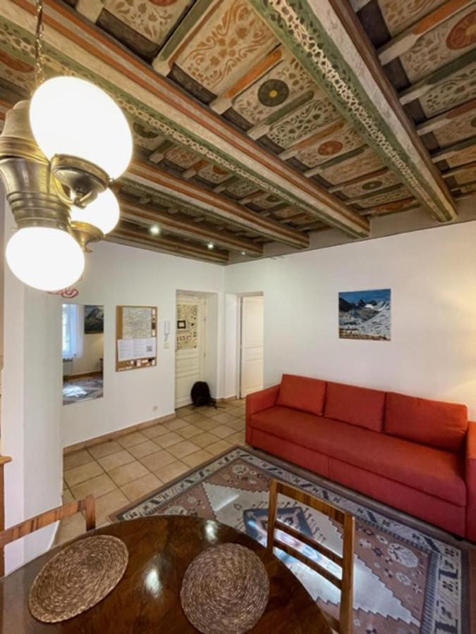 Historical Apartment With Balcony Prague Exterior photo
